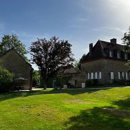 Maison D'Hotes Le Prieure Du Preux Sepeaux-Saint-Romain Exteriör bild
