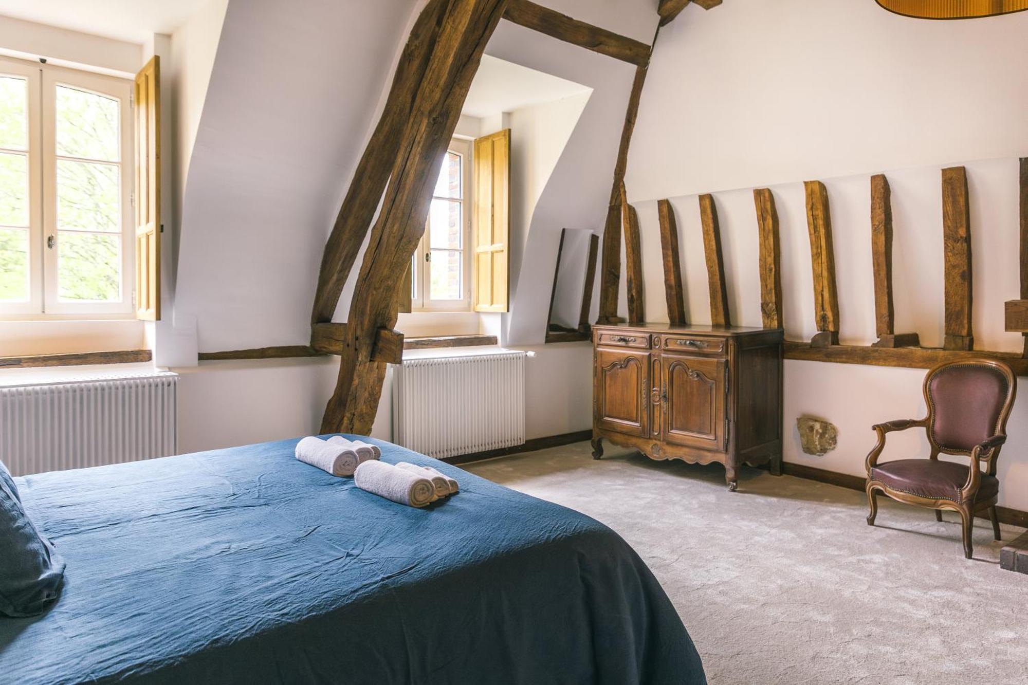 Maison D'Hotes Le Prieure Du Preux Sepeaux-Saint-Romain Exteriör bild